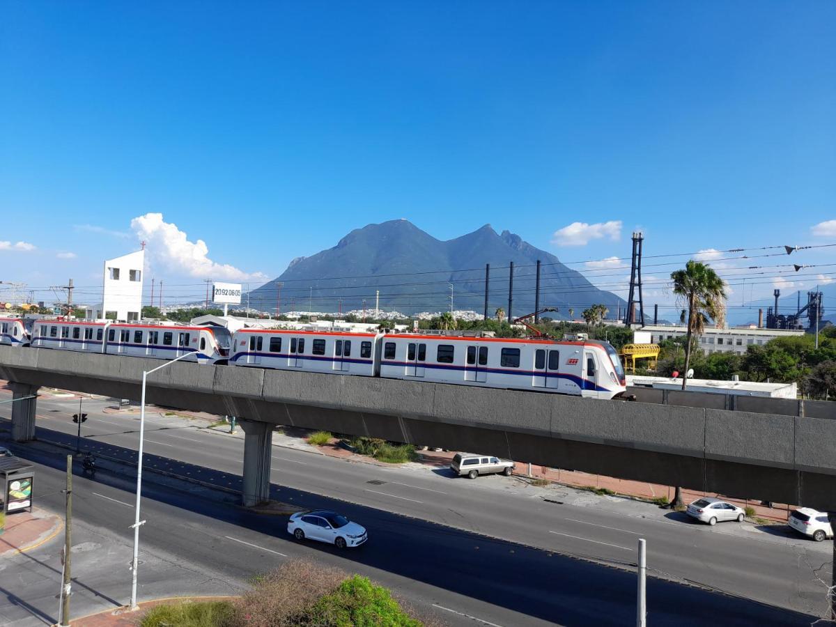 Special Hoestel In Monterrey! المظهر الخارجي الصورة